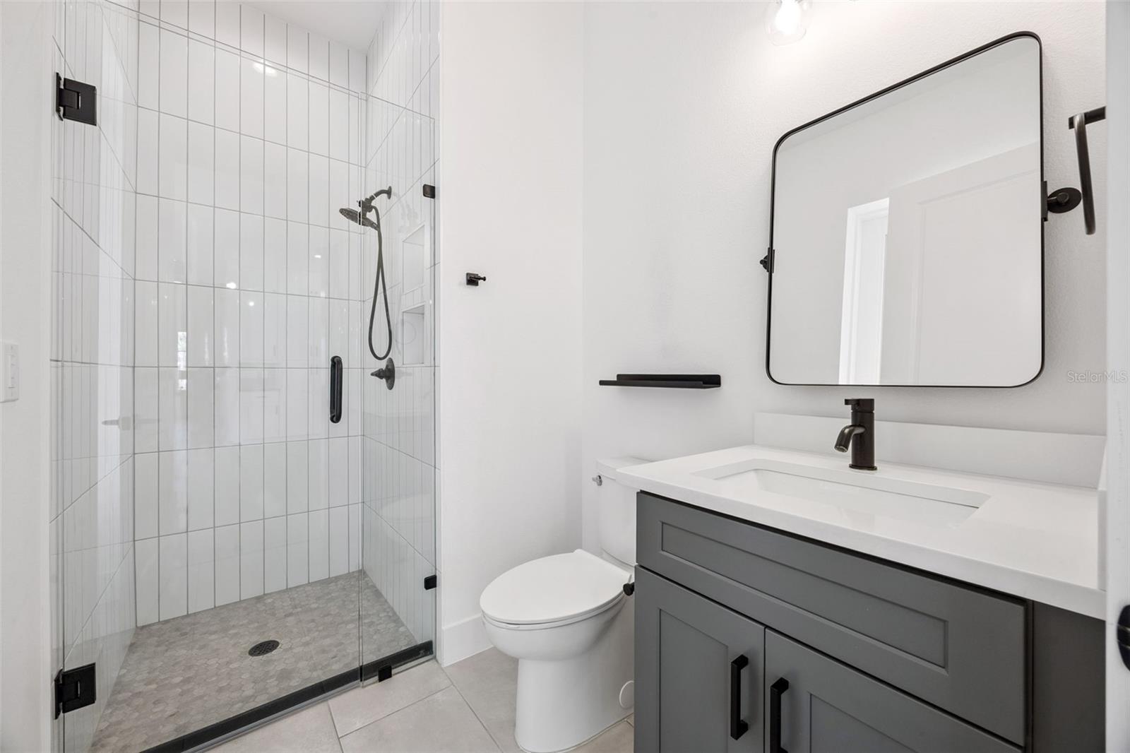 OAKLAND PARK - Residential