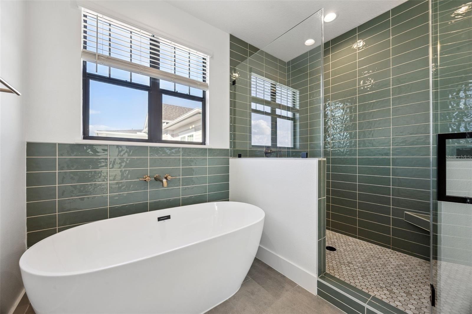 OAKLAND PARK - Residential