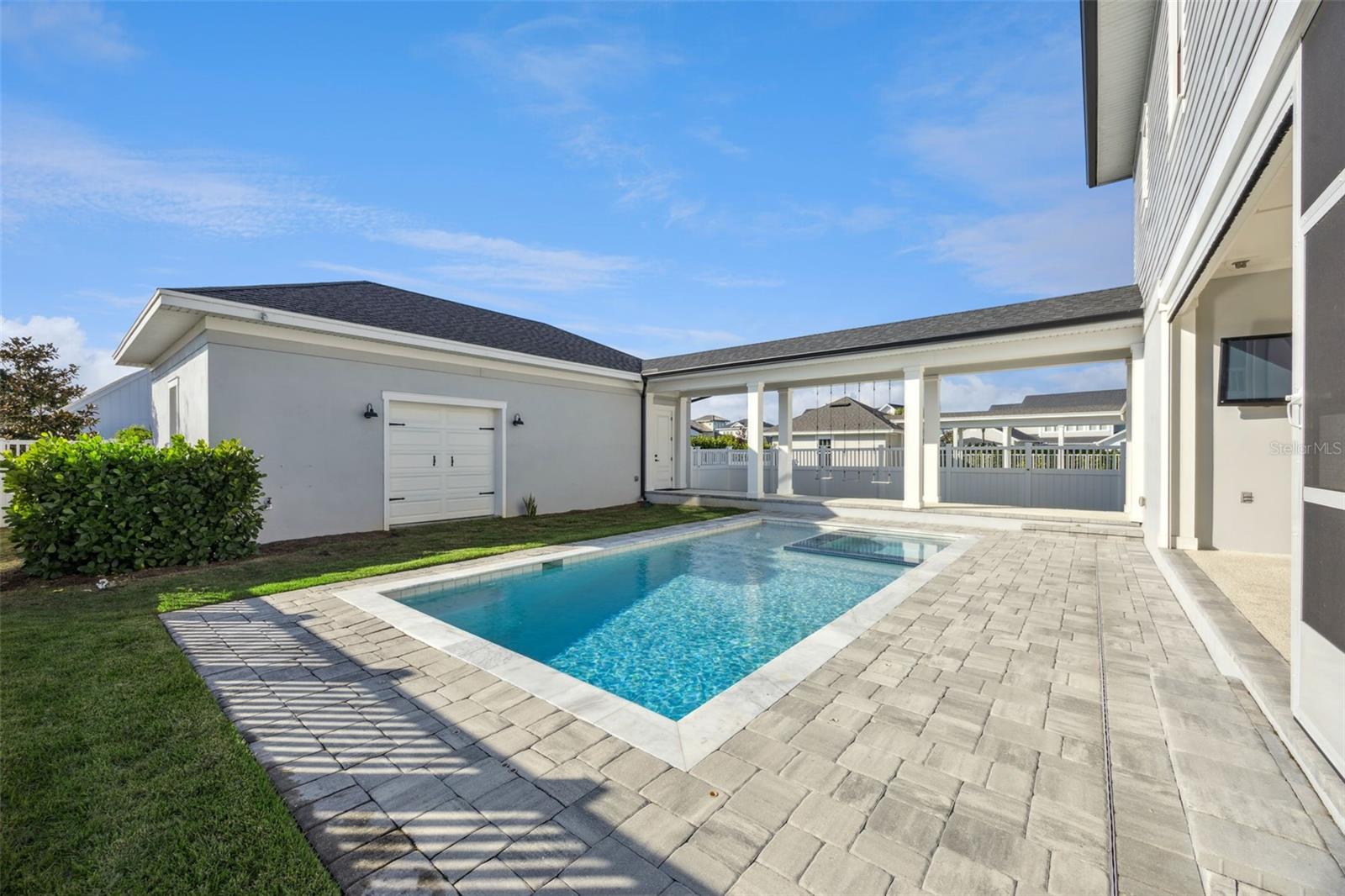 OAKLAND PARK - Residential