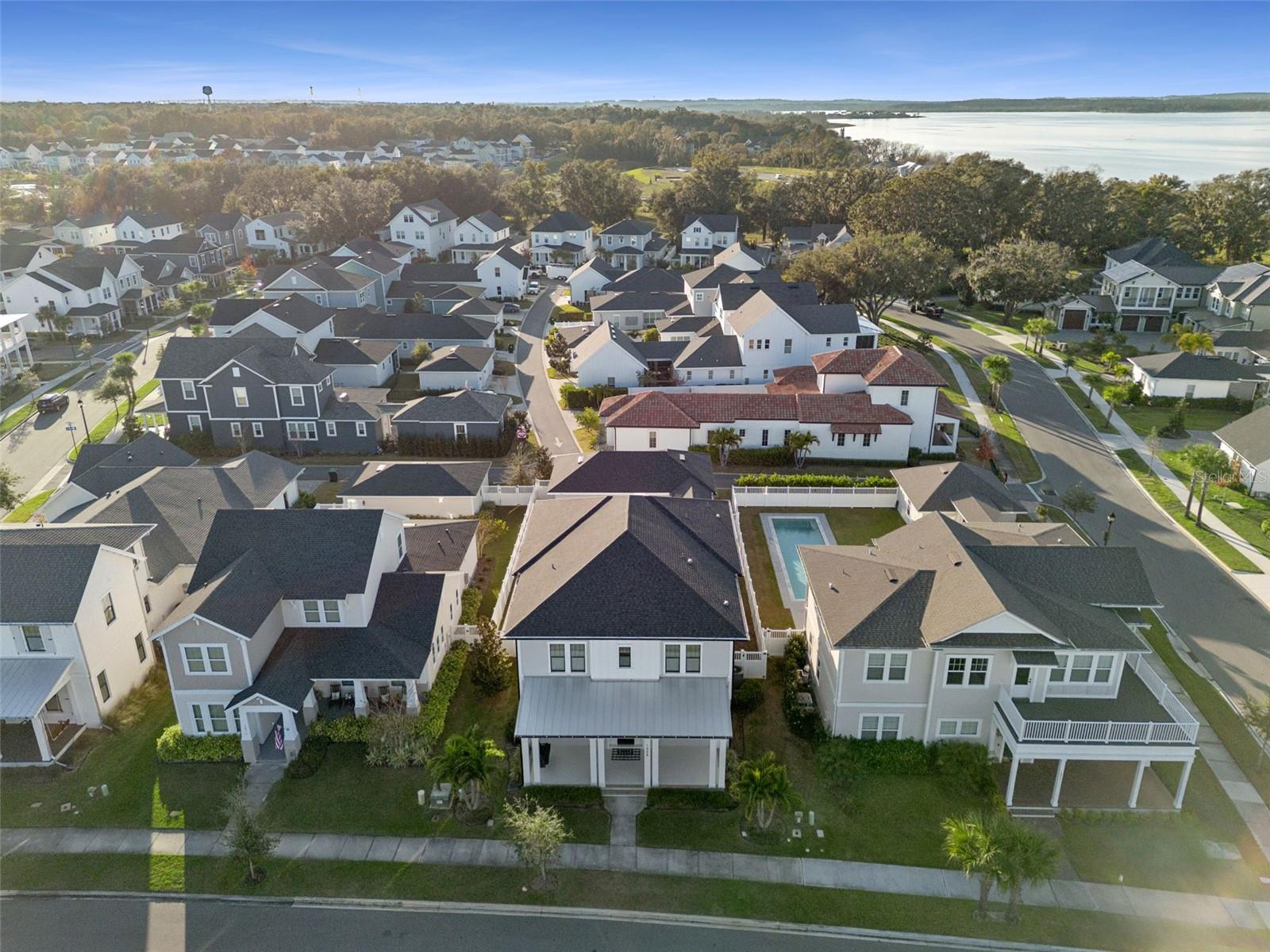 OAKLAND PARK - Residential