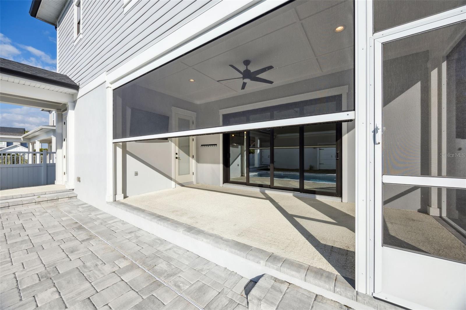 OAKLAND PARK - Residential