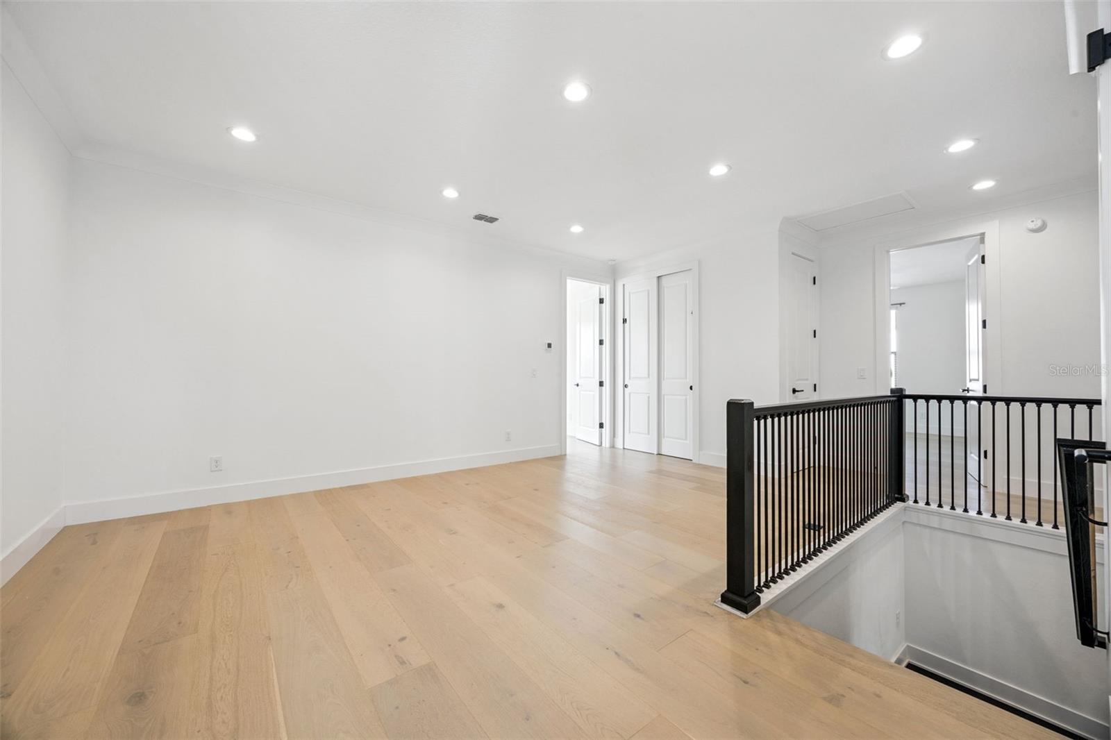 OAKLAND PARK - Residential