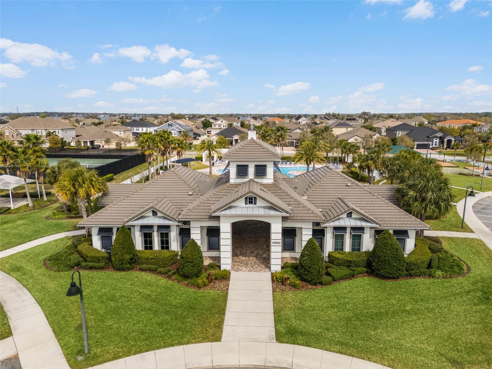 OAKLAND PARK - Residential