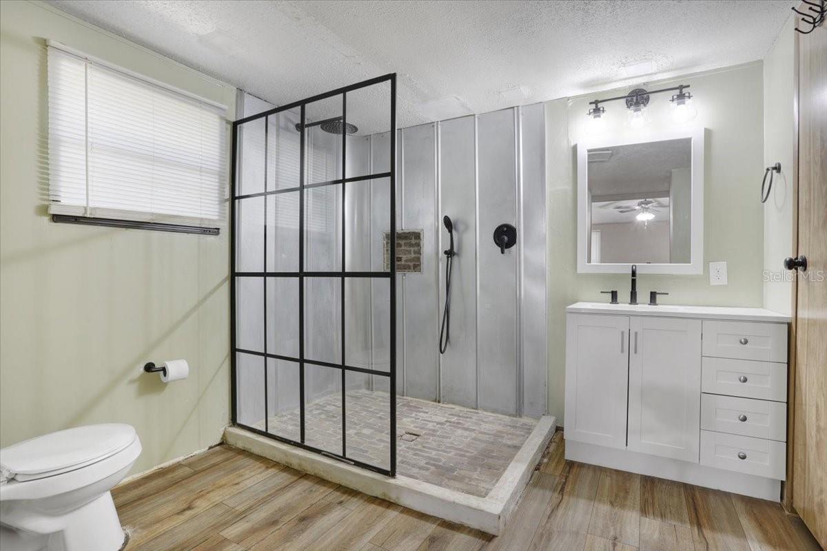 CEDAR SPG SHORES - Residential