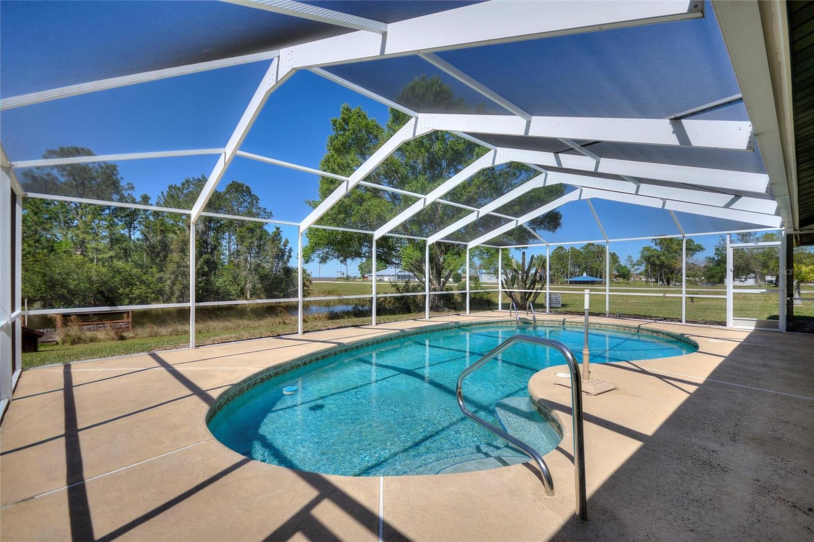 6476 AMARYLLIS DRIVE