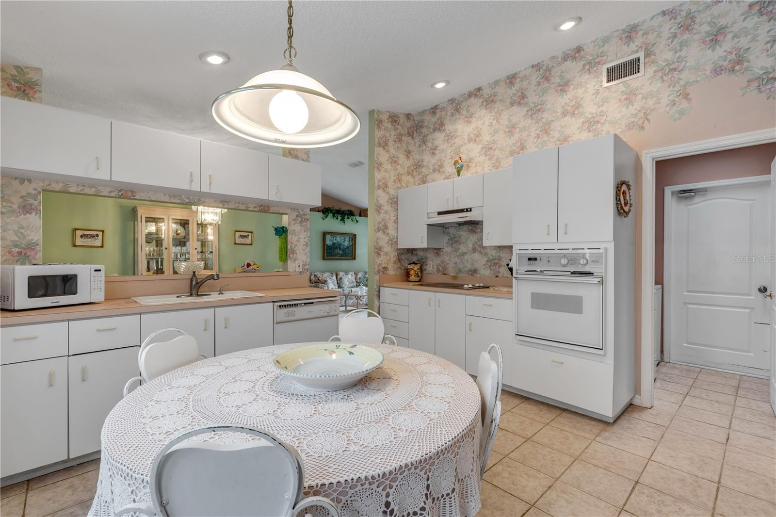 NAPIER & HULL GRANT - Residential