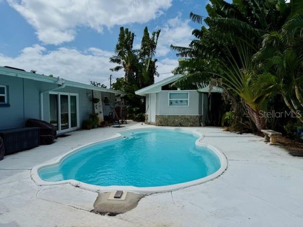 Photo of 4125 Barracuda Drive SE, St Petersburg, FL 33705 (MLS # TB8436415)