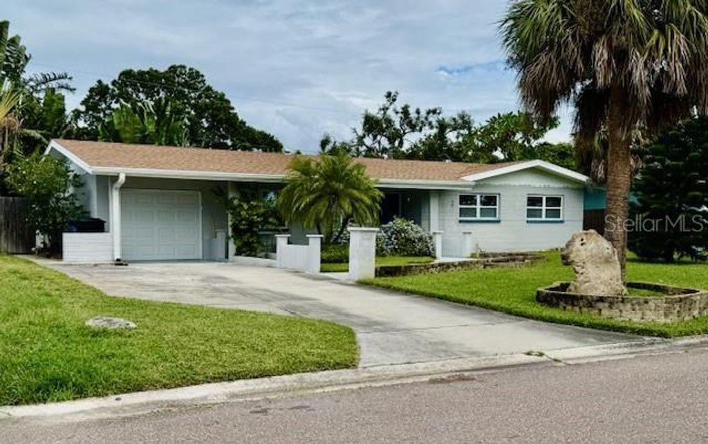 Photo of 4125 Barracuda Drive SE, St Petersburg, FL 33705 (MLS # TB8436415)