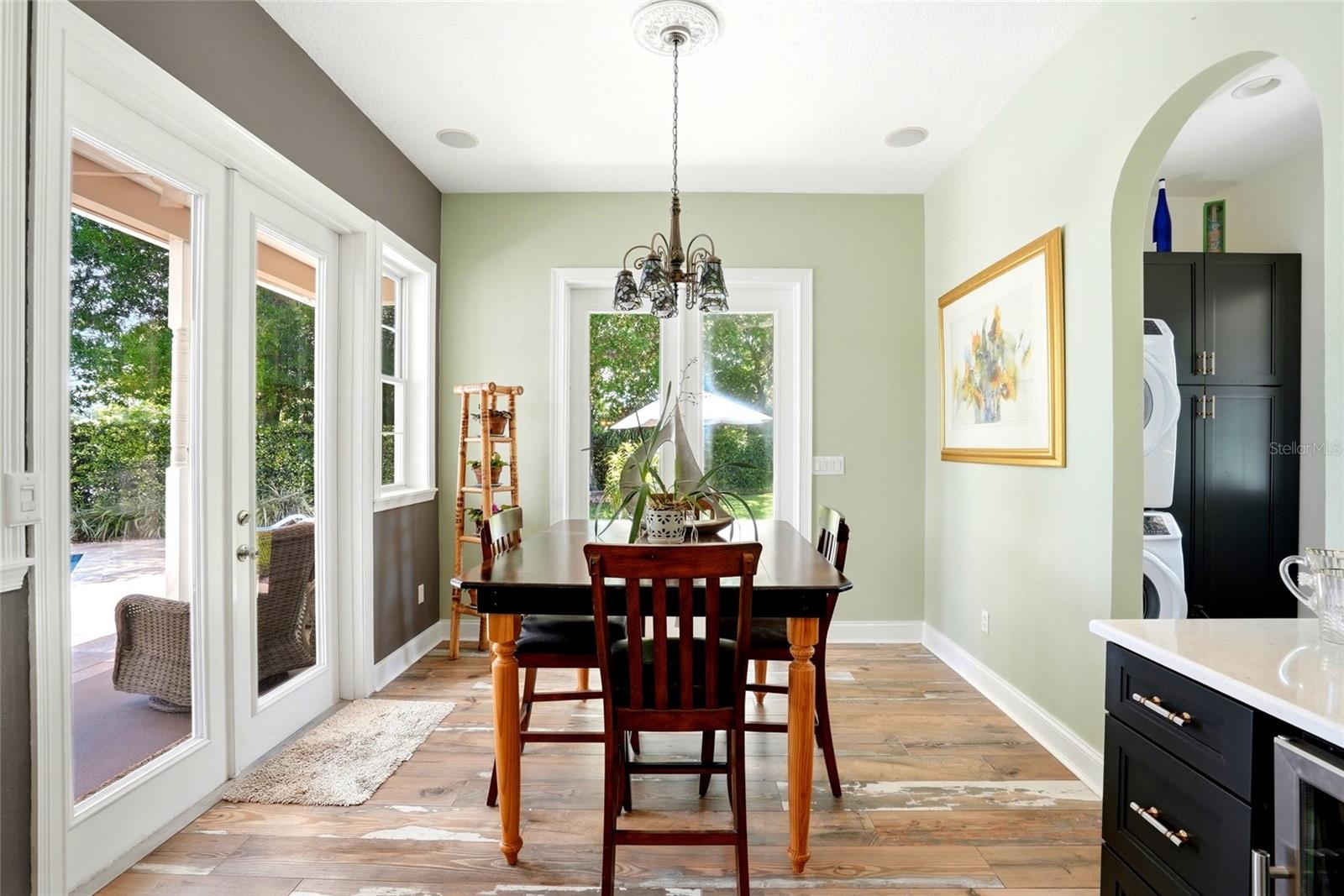PINELLAS GROVES - Residential