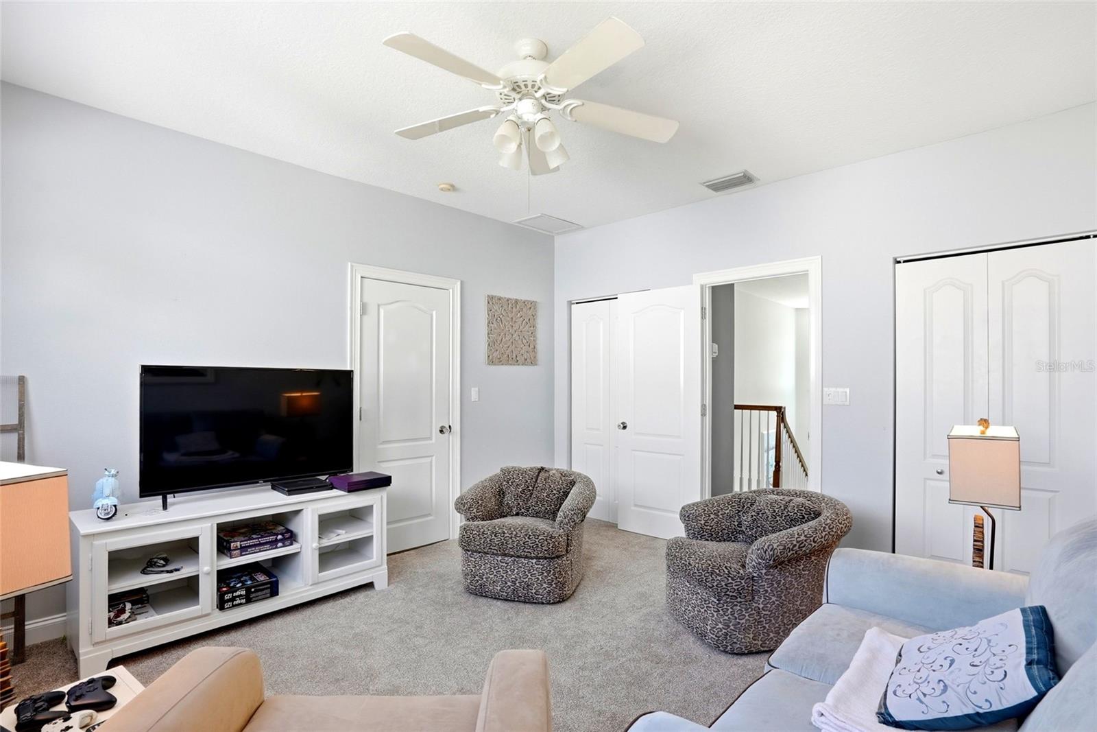 PINELLAS GROVES - Residential