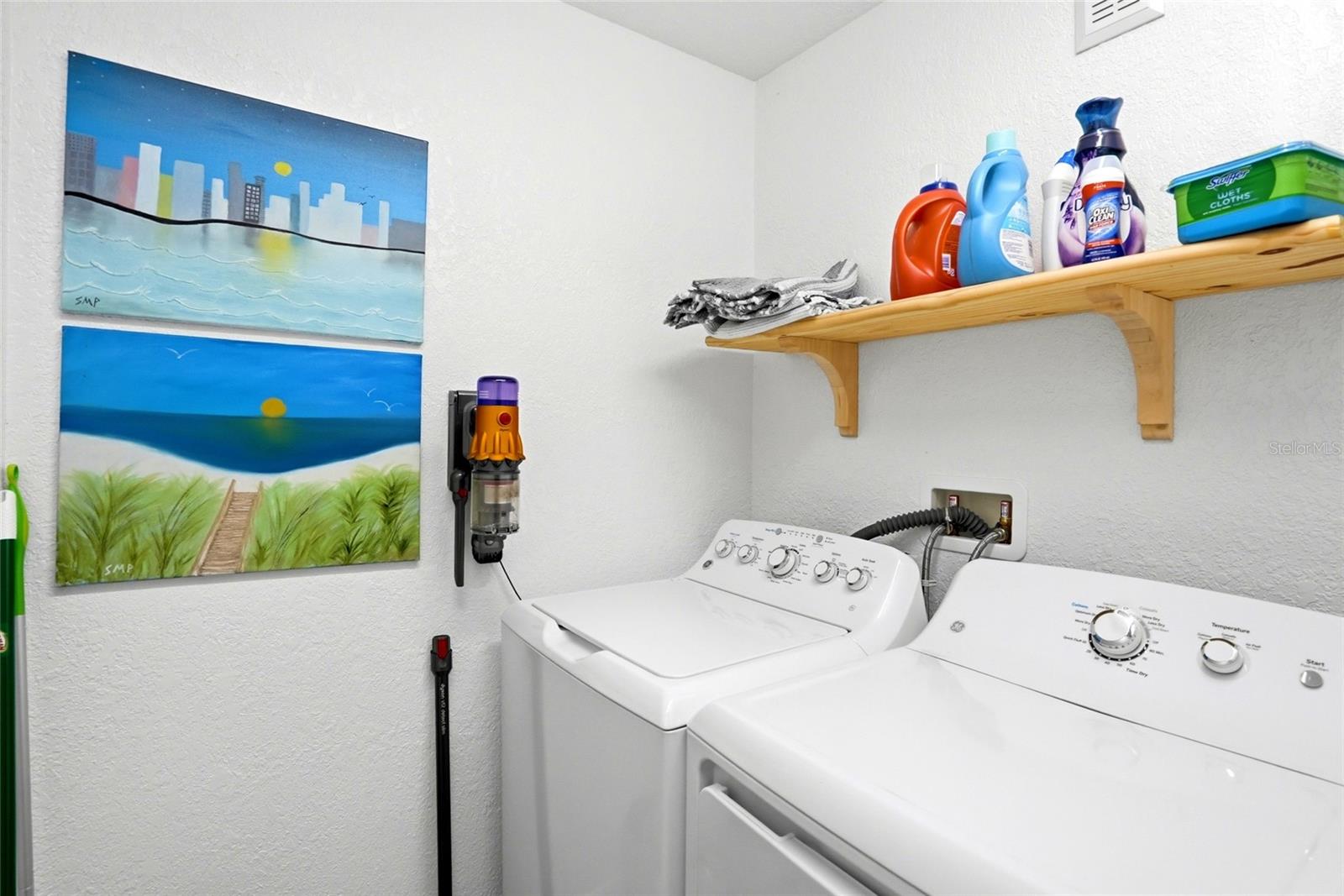 PINELLAS GROVES - Residential