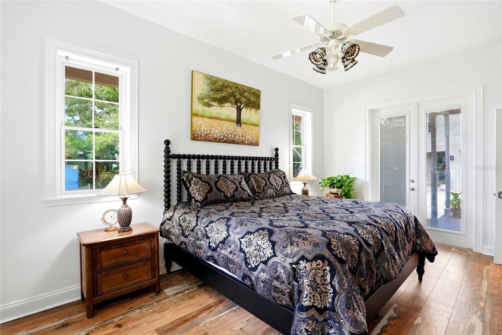 PINELLAS GROVES - Residential