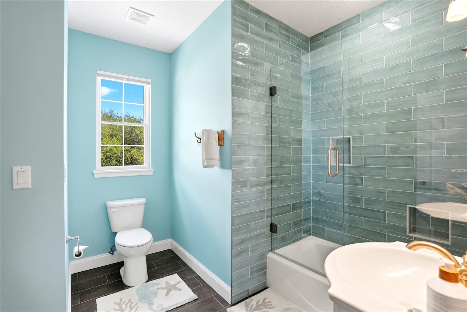 PINELLAS GROVES - Residential