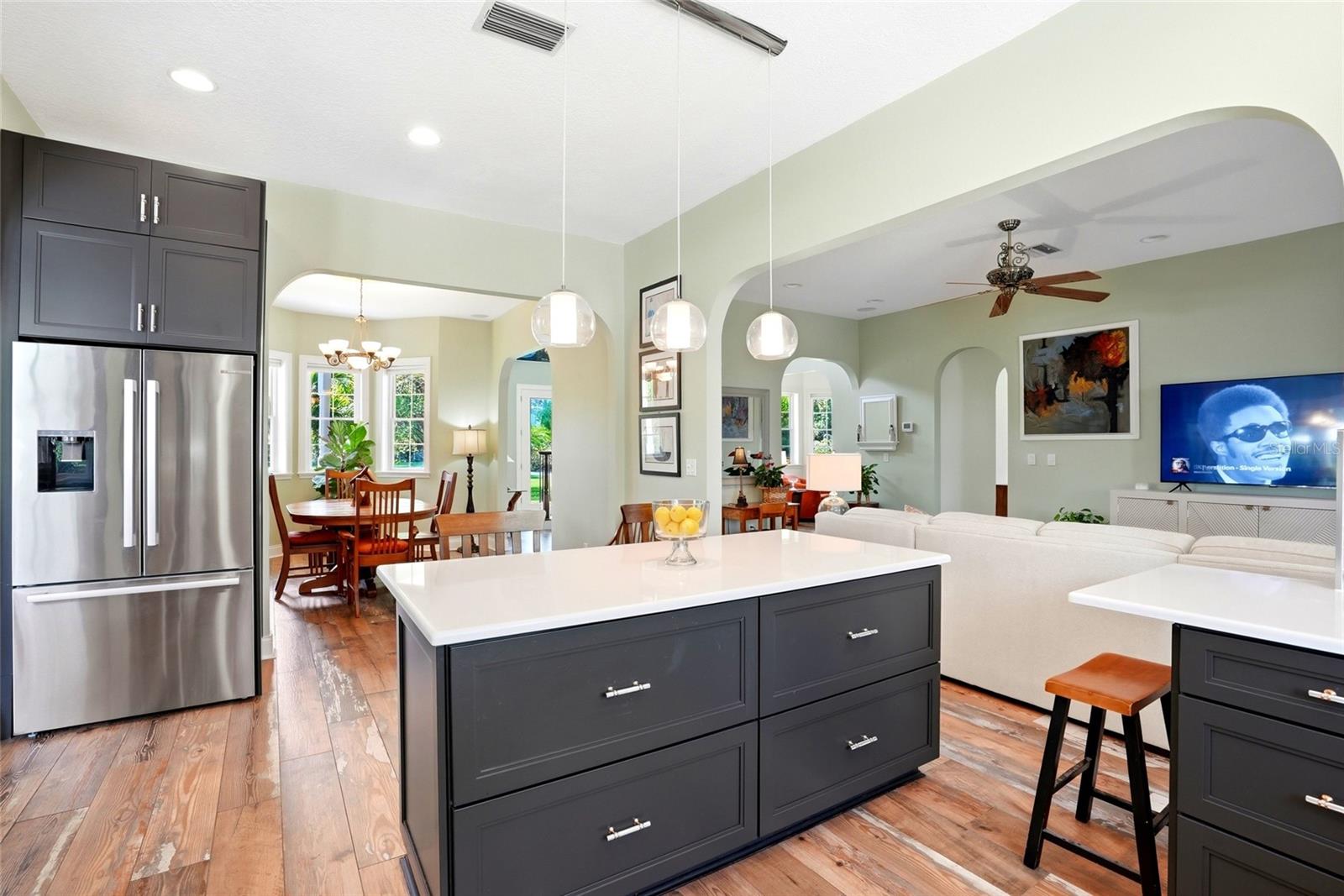 PINELLAS GROVES - Residential