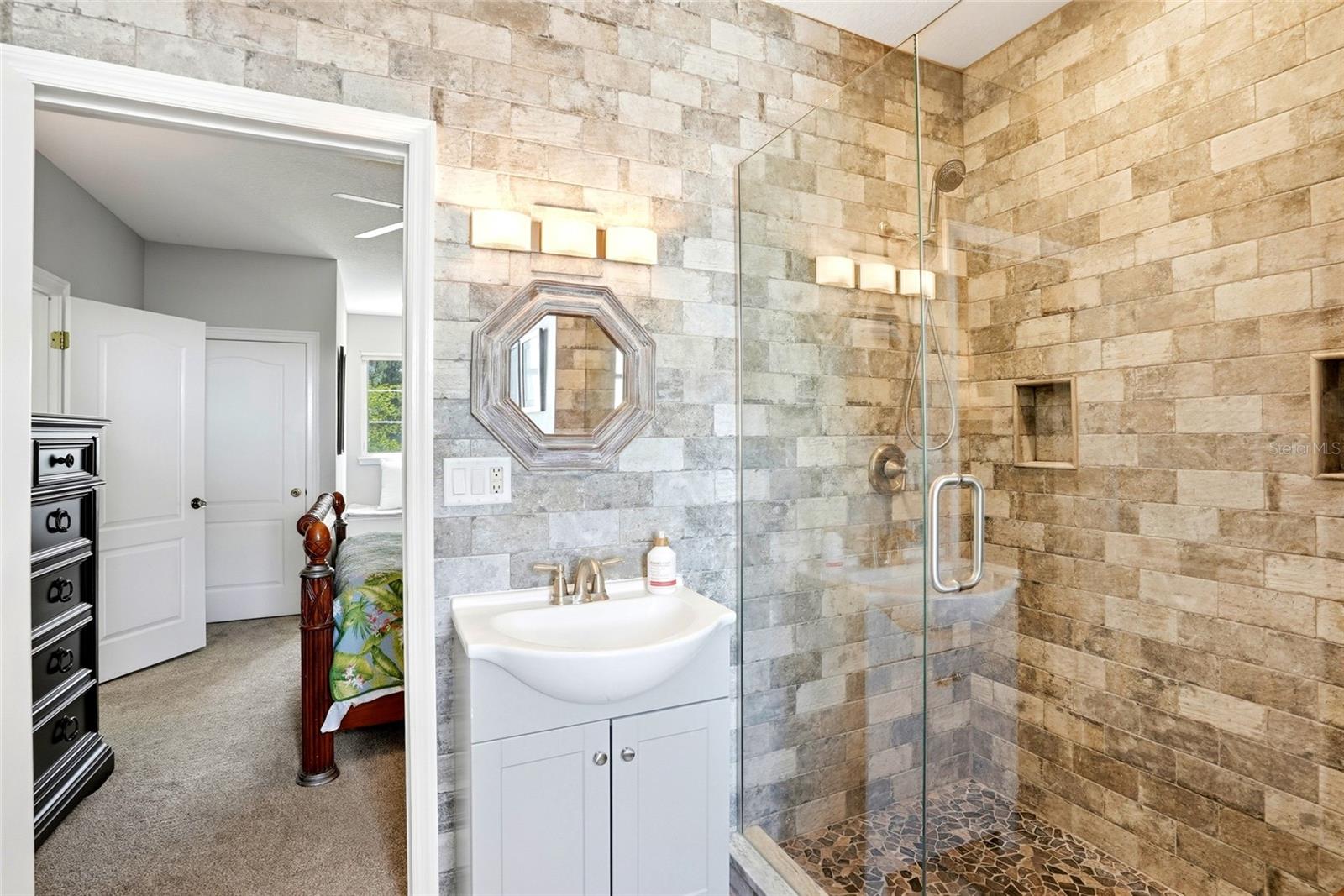 PINELLAS GROVES - Residential
