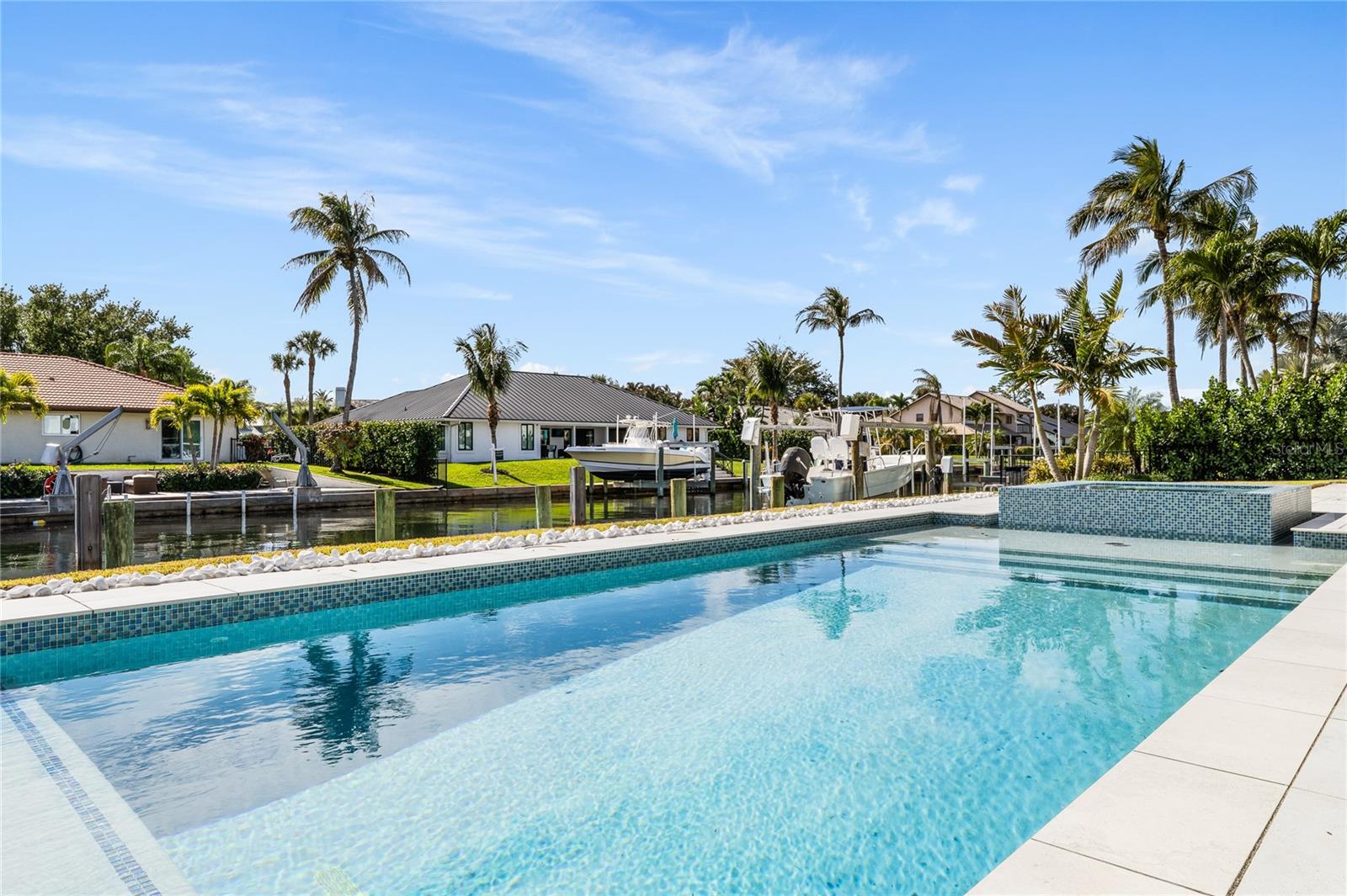 THE SOUNDINGS - Residential