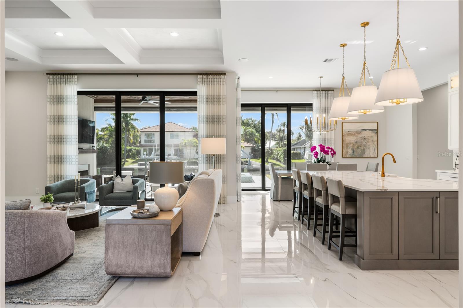 THE SOUNDINGS - Residential