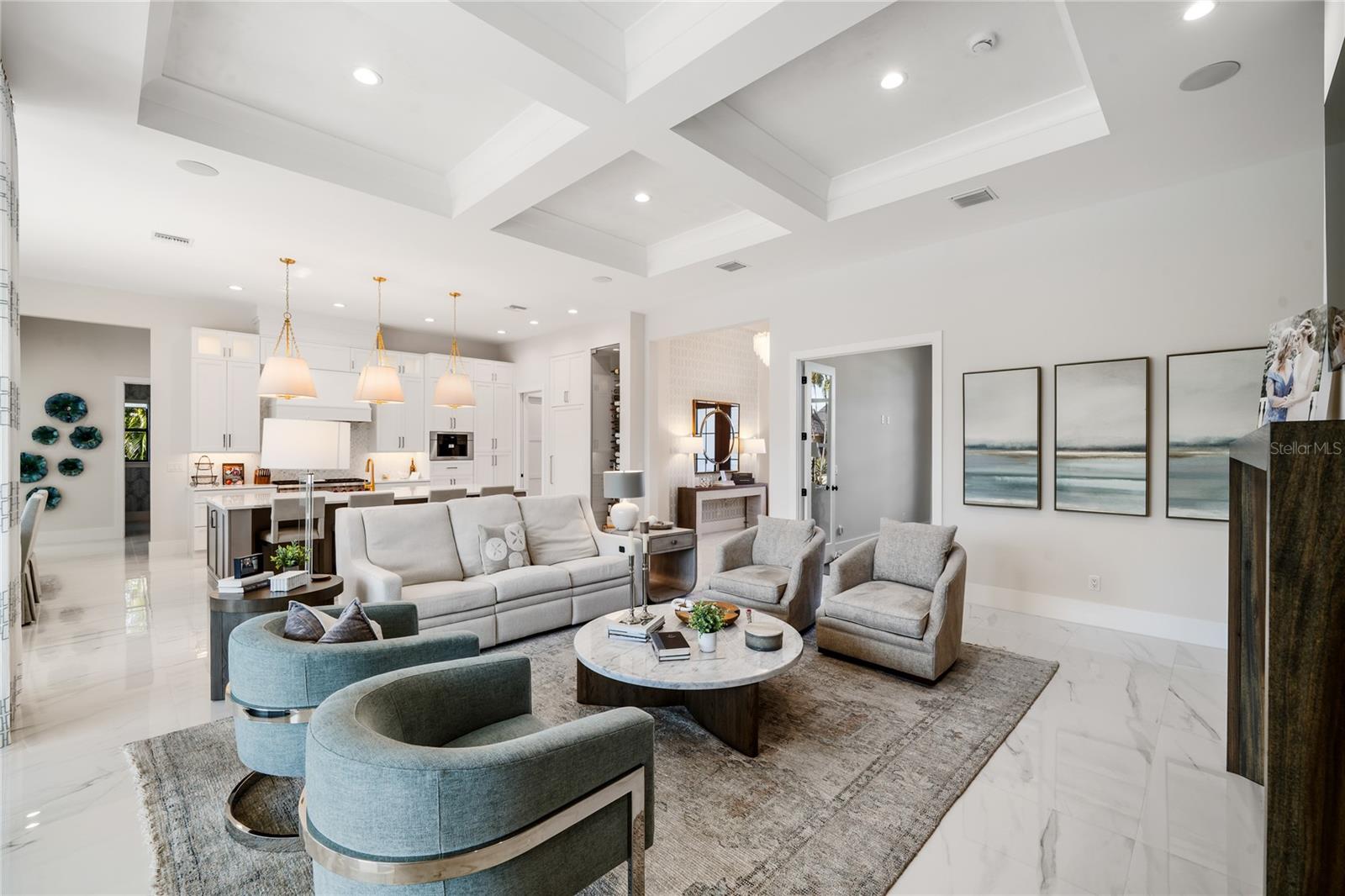 THE SOUNDINGS - Residential