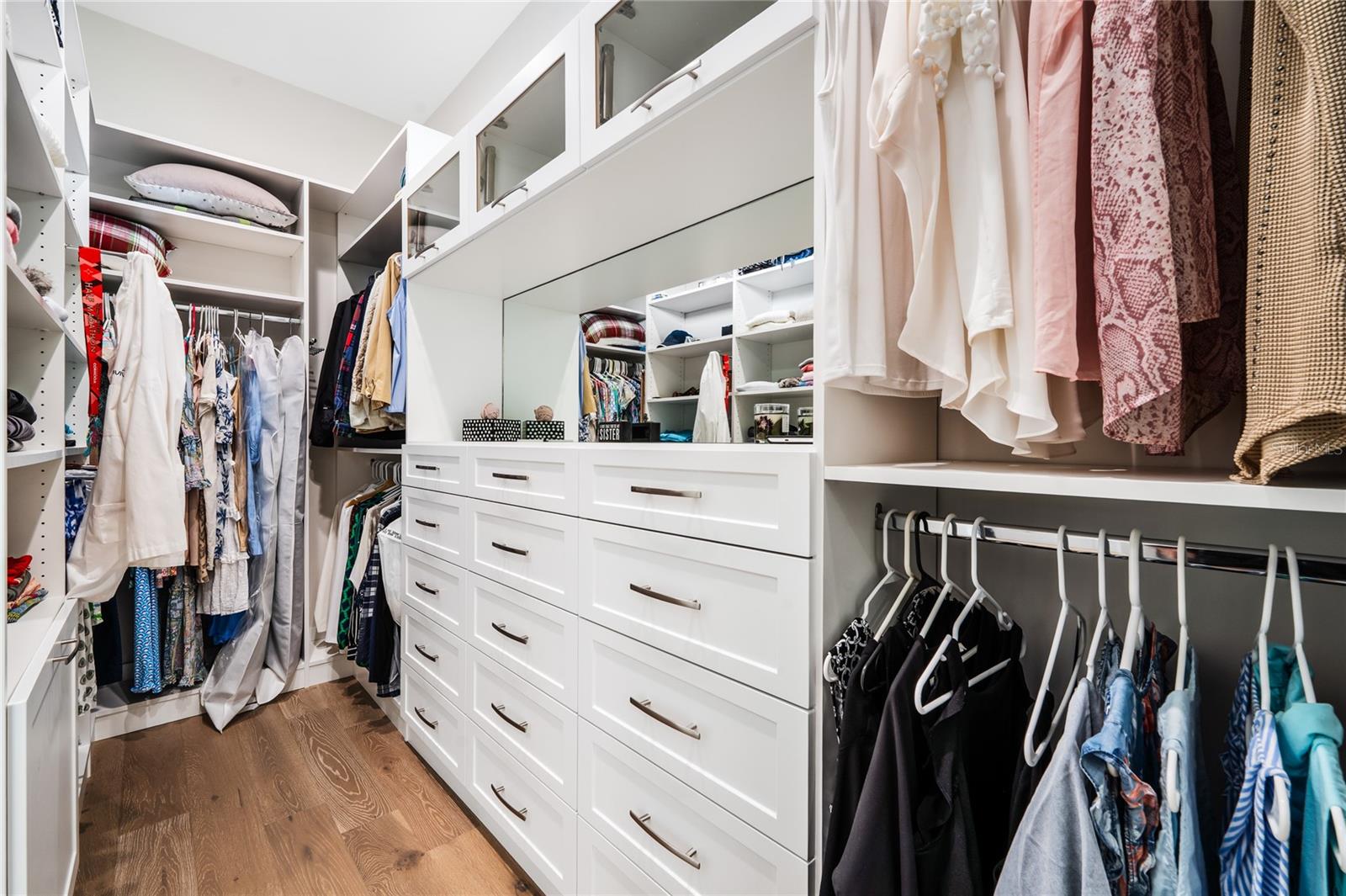 THE SOUNDINGS - Residential