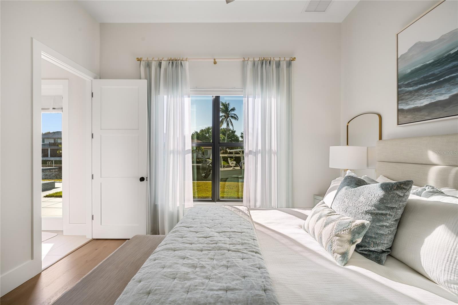 THE SOUNDINGS - Residential