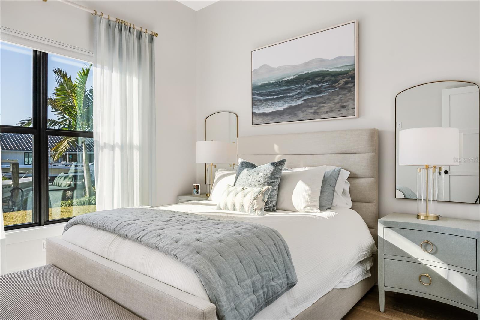 THE SOUNDINGS - Residential