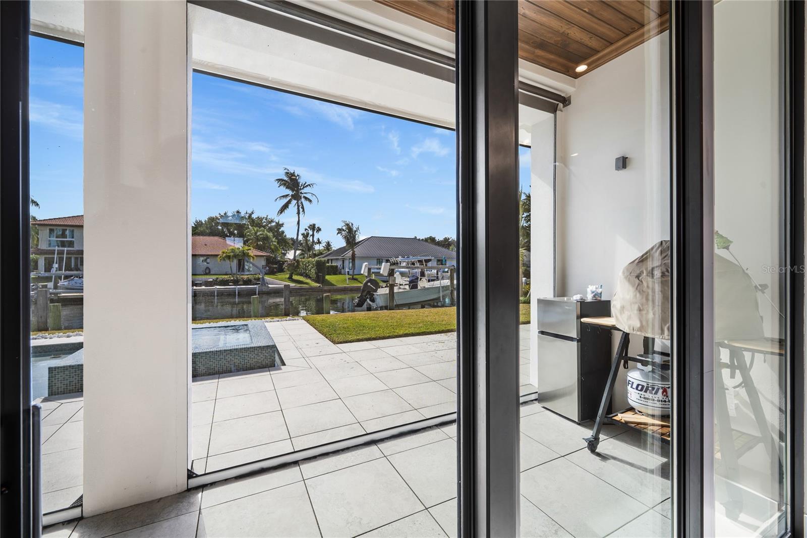 THE SOUNDINGS - Residential