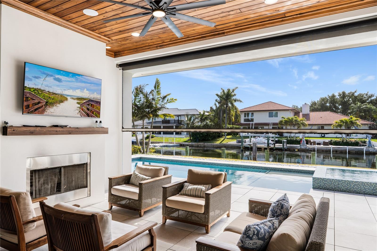 THE SOUNDINGS - Residential