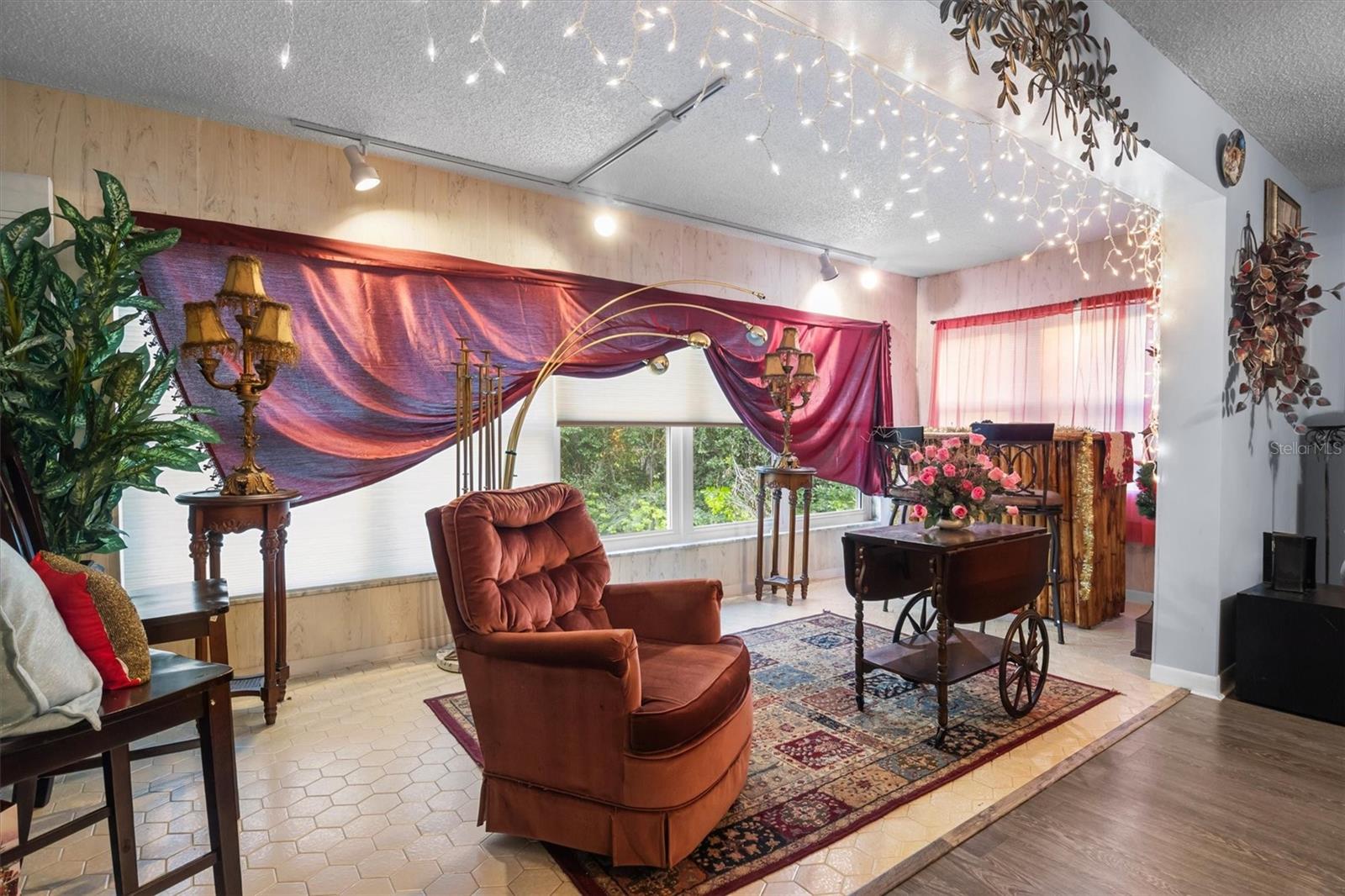 ORCHID SPGS VILL 400 SAN MIGUEL - Residential