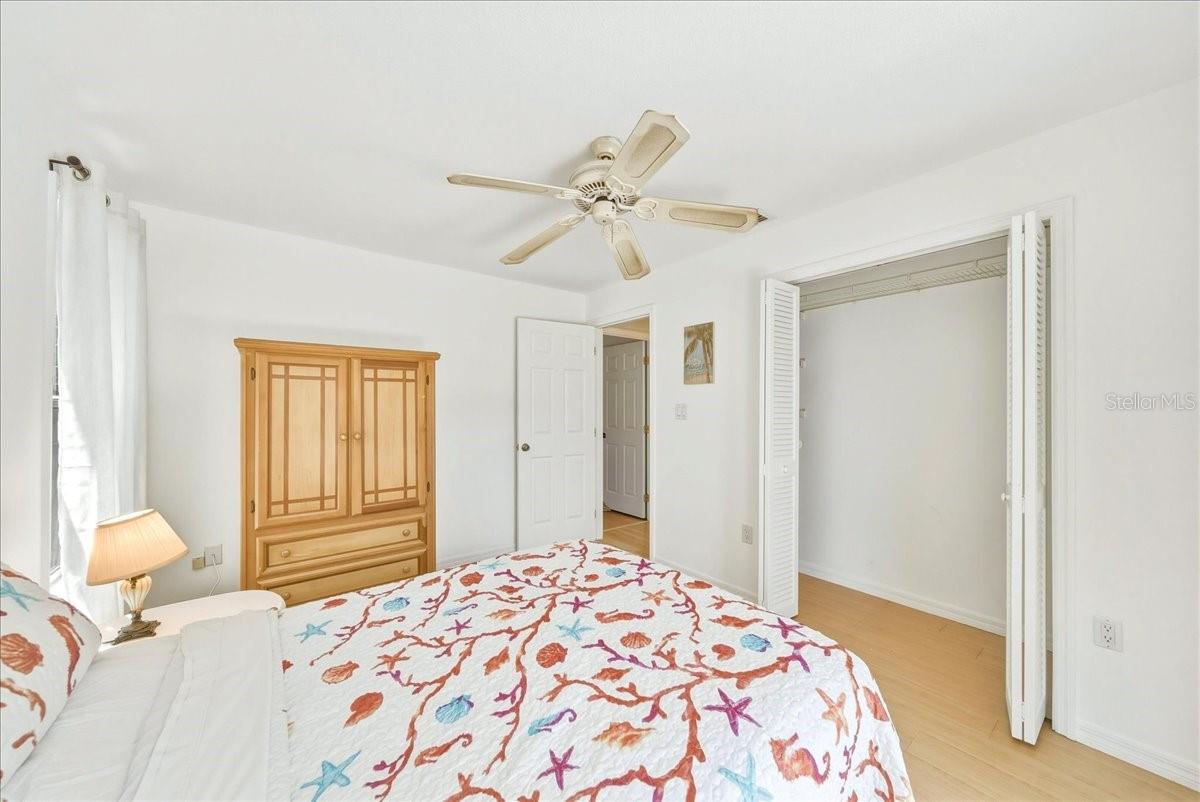 SARASOTA VENICE CO 09 37 18 - Residential