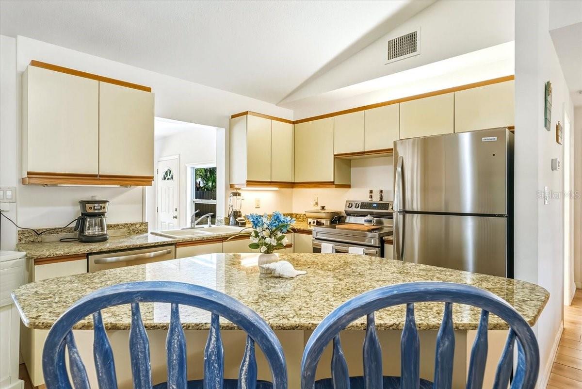 SARASOTA VENICE CO 09 37 18 - Residential