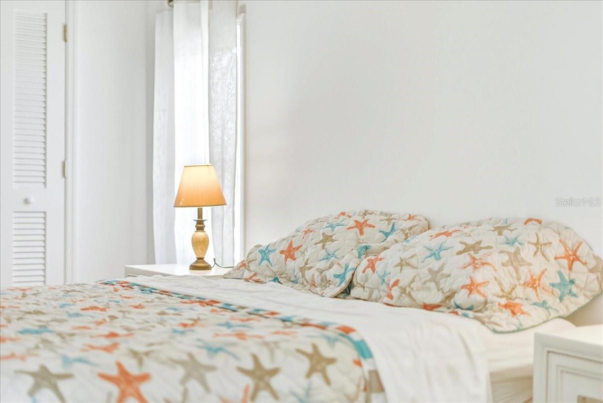 SARASOTA VENICE CO 09 37 18 - Residential