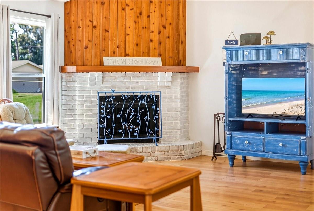 SARASOTA VENICE CO 09 37 18 - Residential