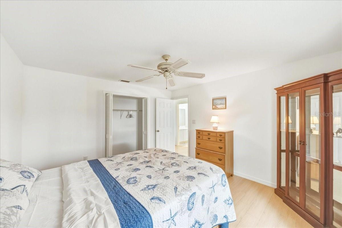 SARASOTA VENICE CO 09 37 18 - Residential