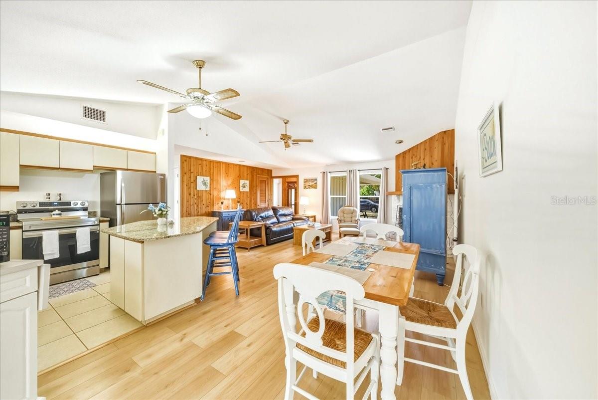 SARASOTA VENICE CO 09 37 18 - Residential