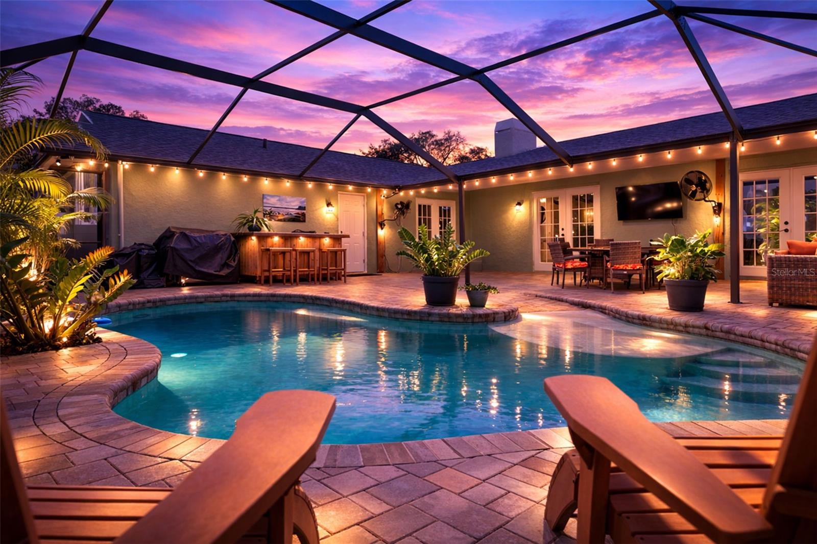 3196 CRYSTAL LAKES COURT