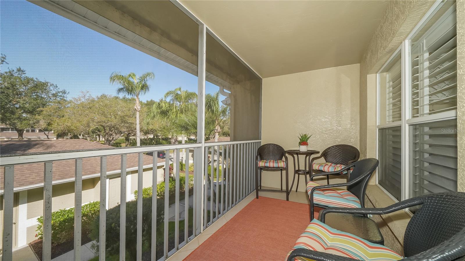 VERANDA 1 AT HERITAGE OAKS - Residential Lease
