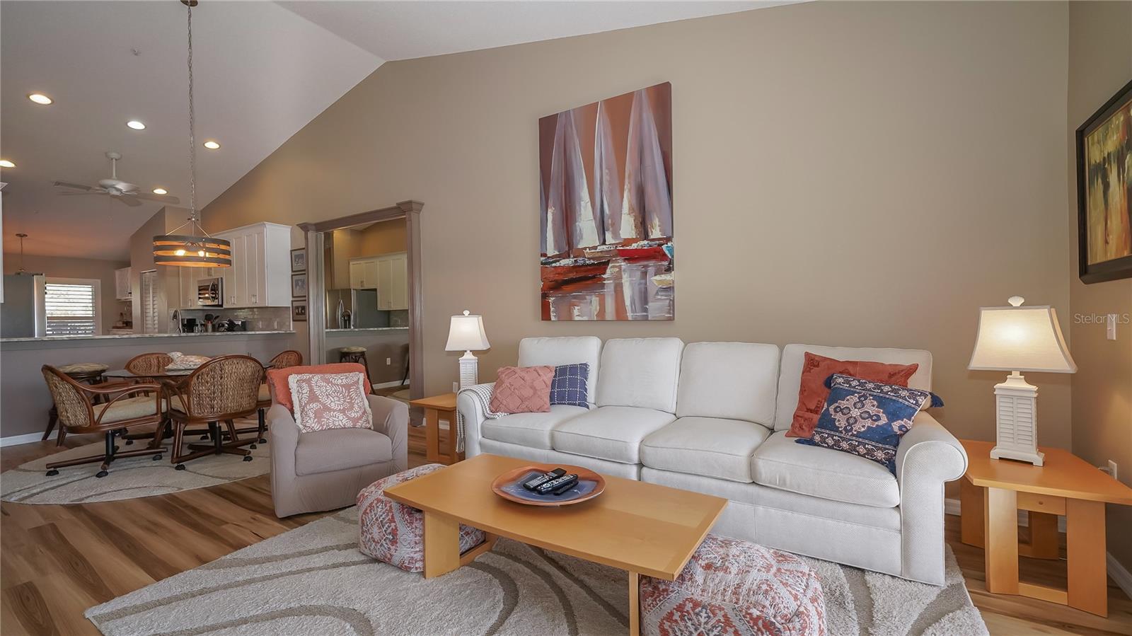 VERANDA 1 AT HERITAGE OAKS - Residential Lease