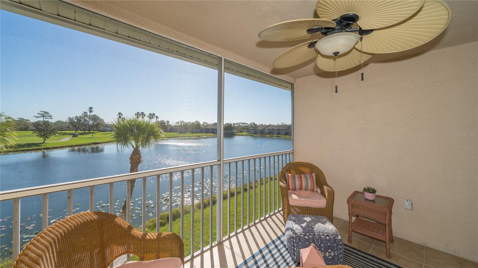 VERANDA 1 AT HERITAGE OAKS - Residential Lease