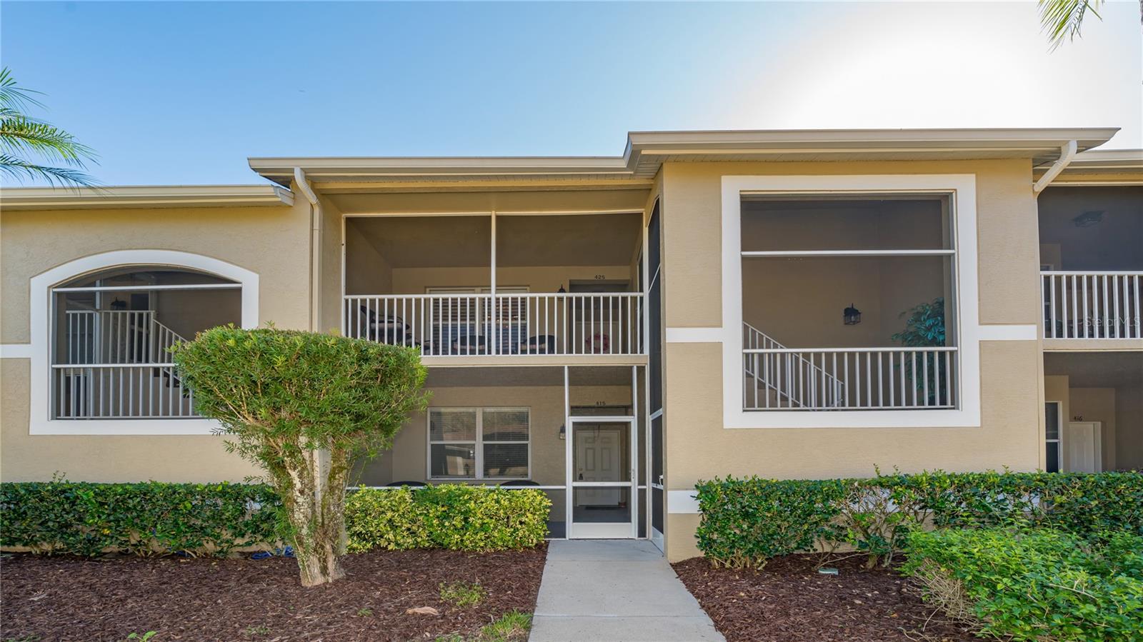 VERANDA 1 AT HERITAGE OAKS - Residential Lease