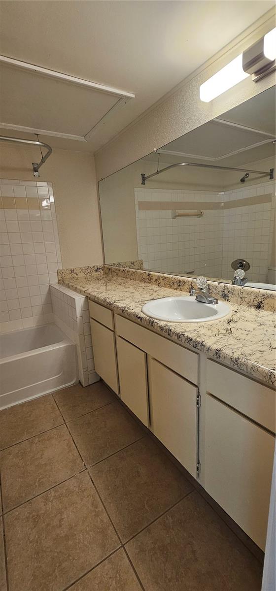 ENCLAVE AT ST PETERSBURG - Residential Lease