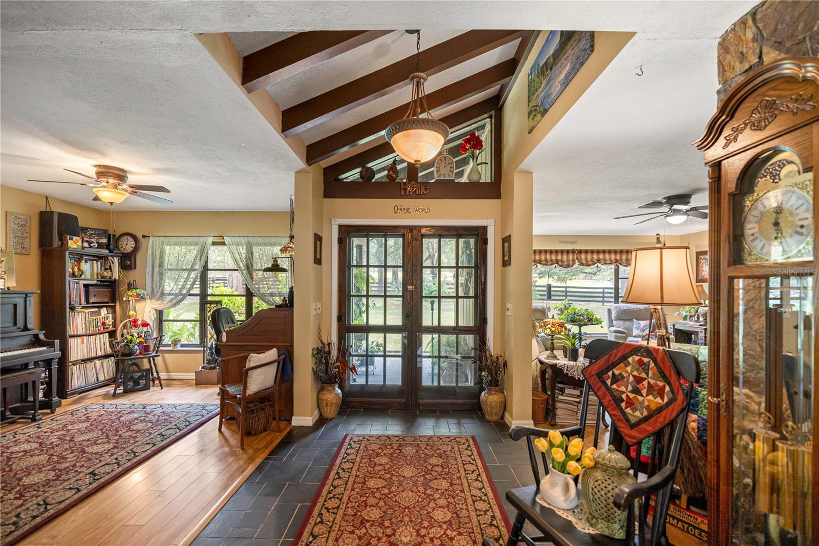4556 E VIEW TOP LANE