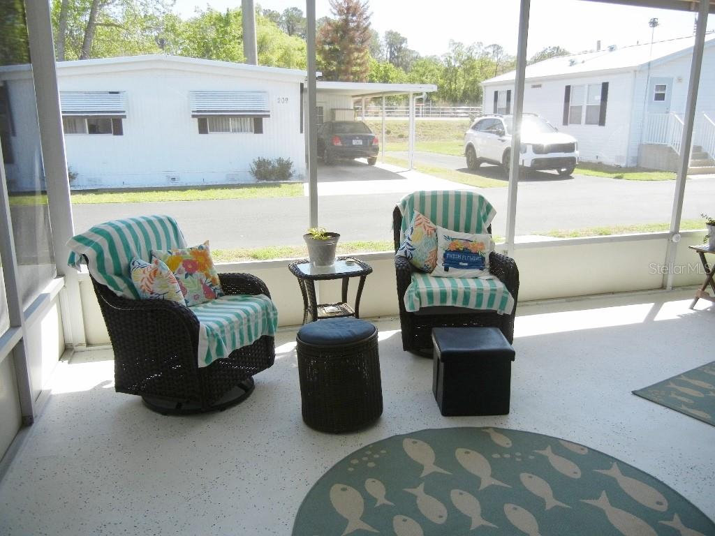 LES CHATEAU VILLA MOBILE HOME PARK - Residential