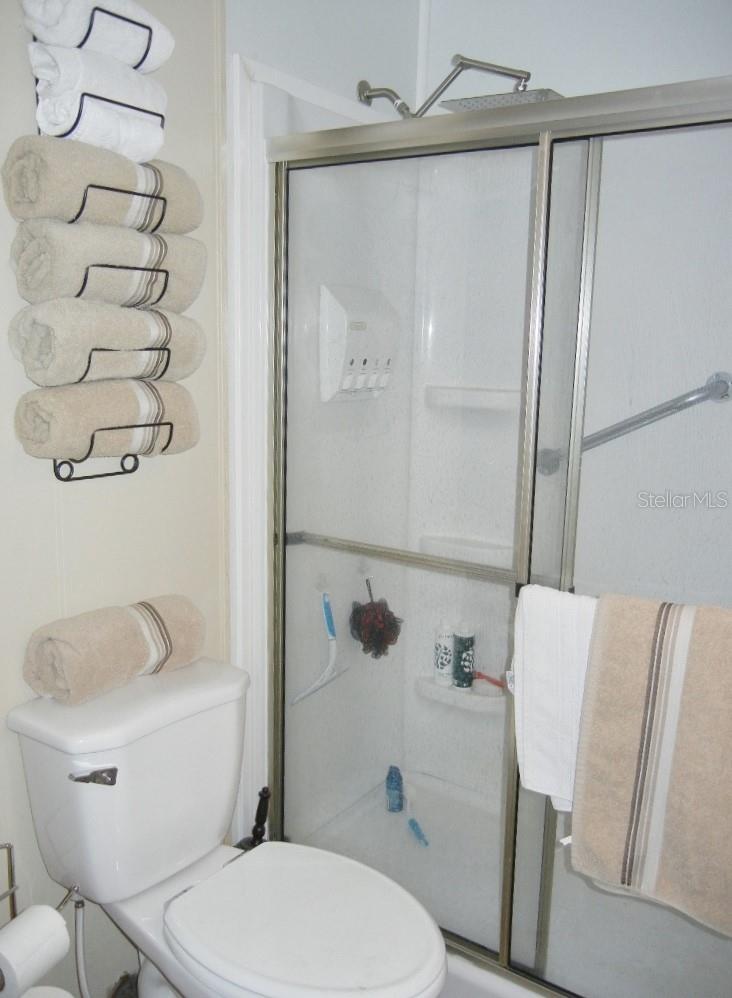 LES CHATEAU VILLA MOBILE HOME PARK - Residential