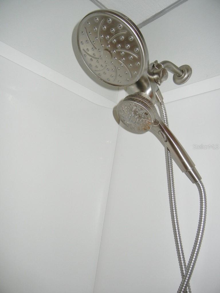 LES CHATEAU VILLA MOBILE HOME PARK - Residential