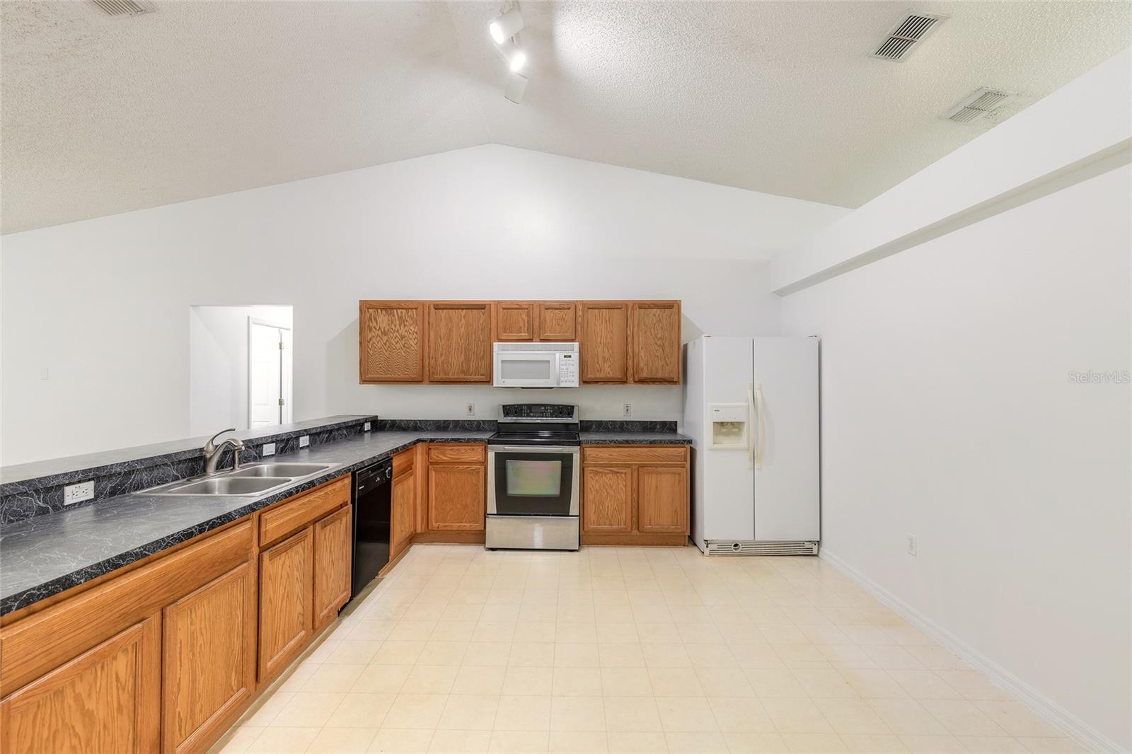 DELTONA LAKES UNIT 71 - Residential