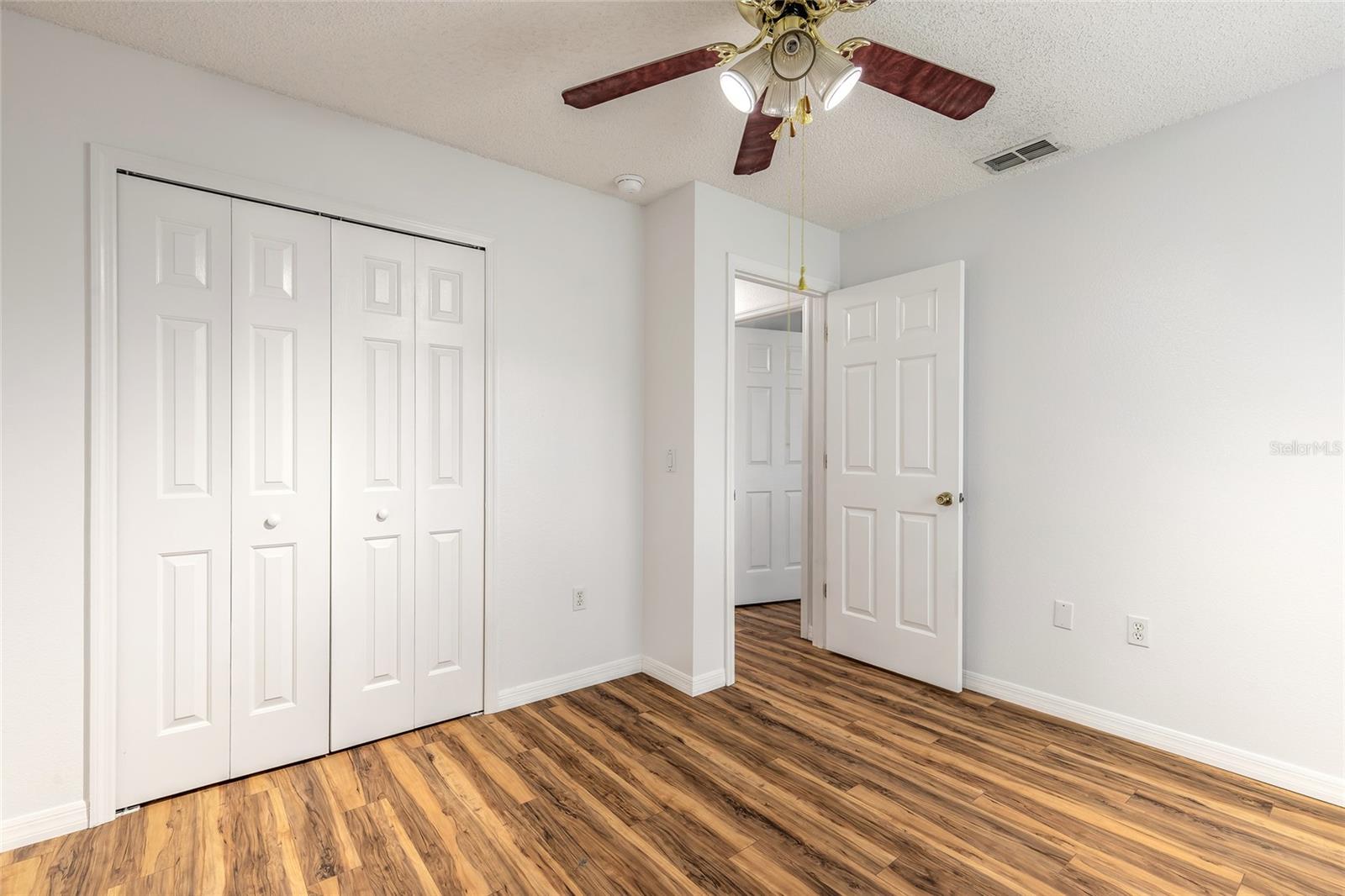 DELTONA LAKES UNIT 71 - Residential