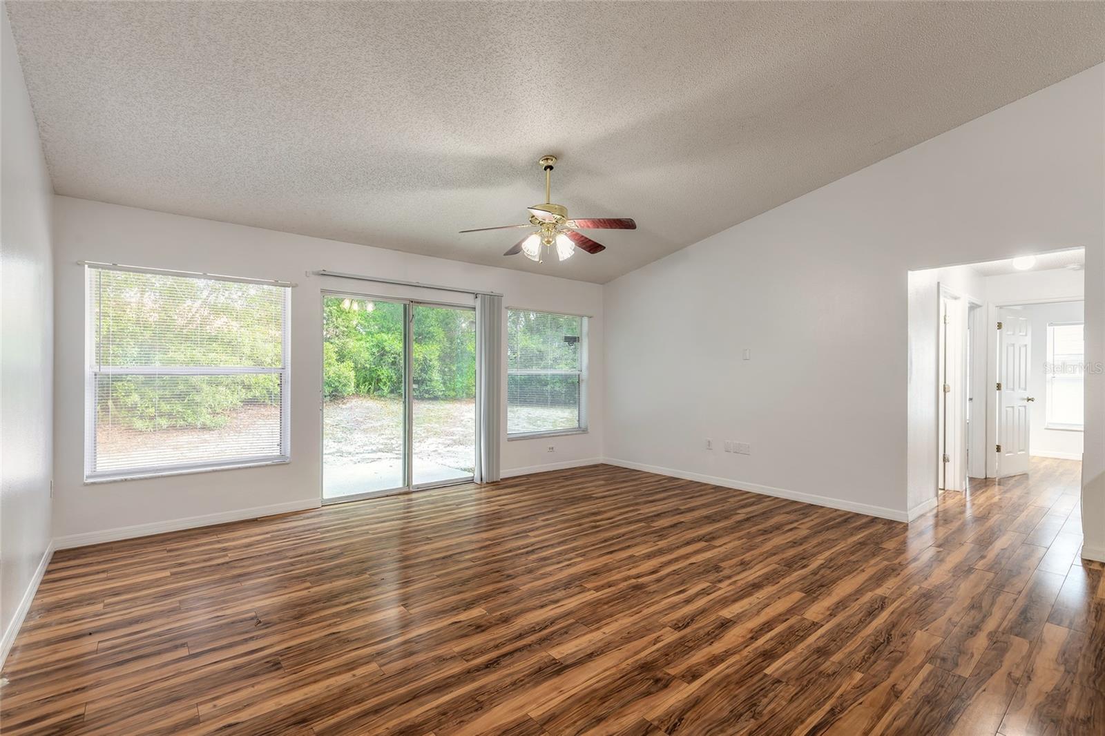 DELTONA LAKES UNIT 71 - Residential