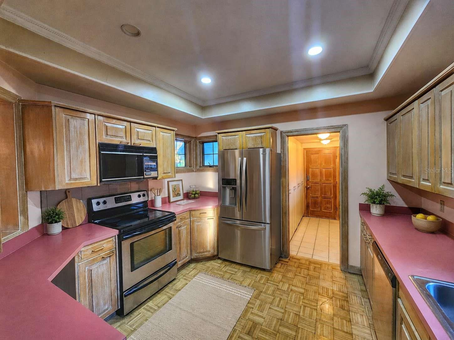 SANCTUARY AT COBBS LANDING THE - Residential