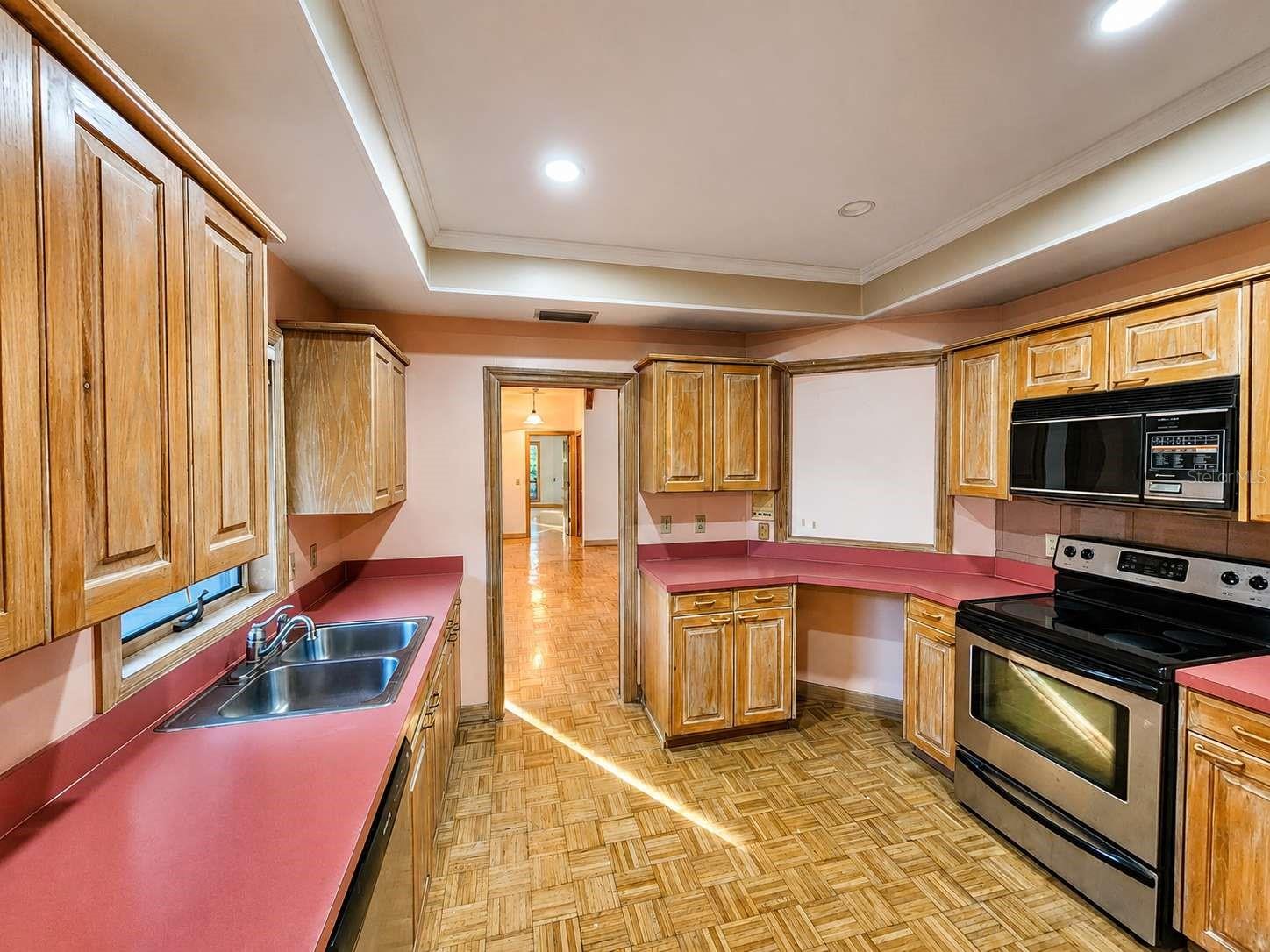 SANCTUARY AT COBBS LANDING THE - Residential