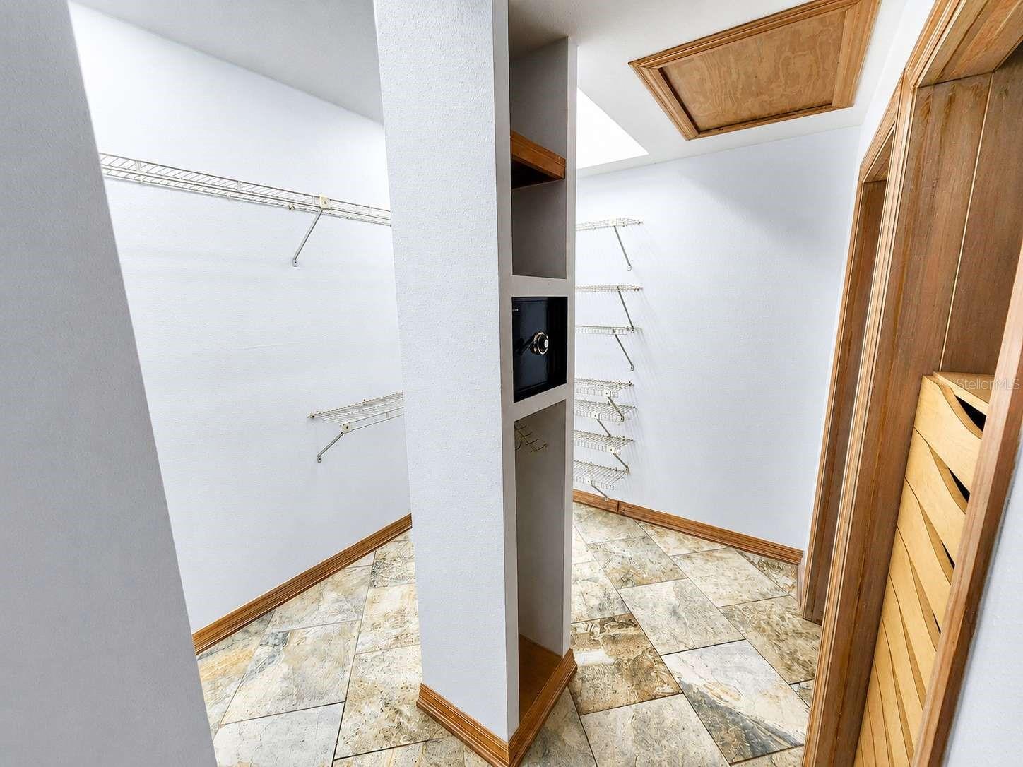 SANCTUARY AT COBBS LANDING THE - Residential